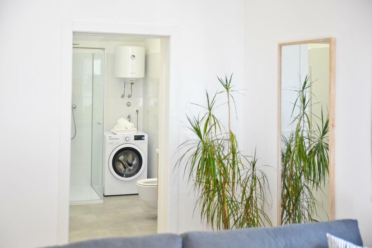 Modern Apartment Vitrenjak ザダル エクステリア 写真